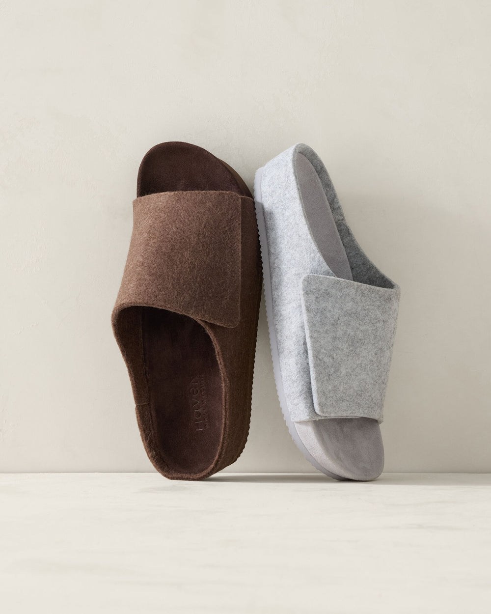 FELTED WOOL SLIDES