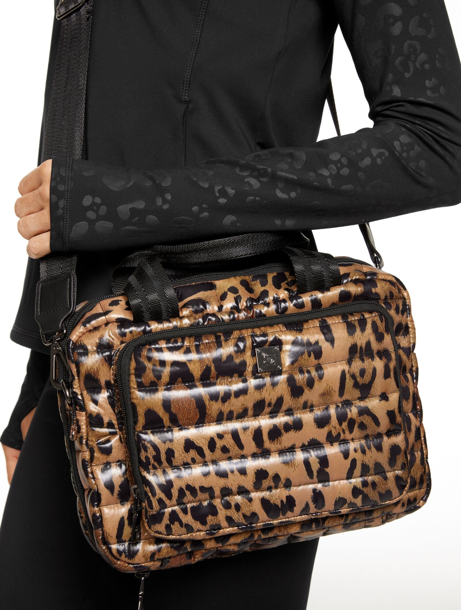 THINK ROYLN STOWAWAY VANITY CASE - LEOPARD
